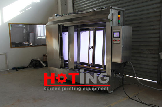Automatic screen printing developing machine for screen decoating, washing and developing