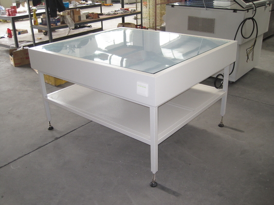 Lighting box for screen printing, screen checking table, screen printing quality checking device